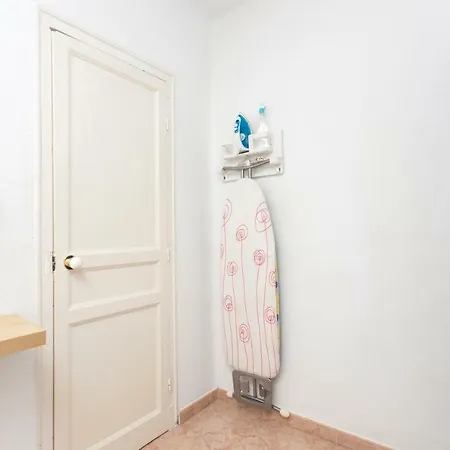 Madrona Apartment